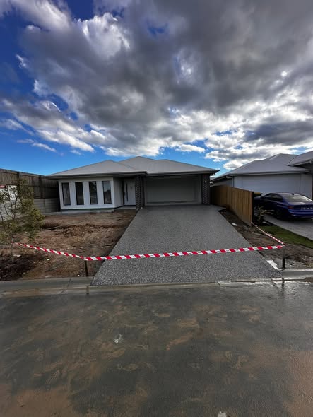 Exposed aggregate driveway by Brisbane Landscaping